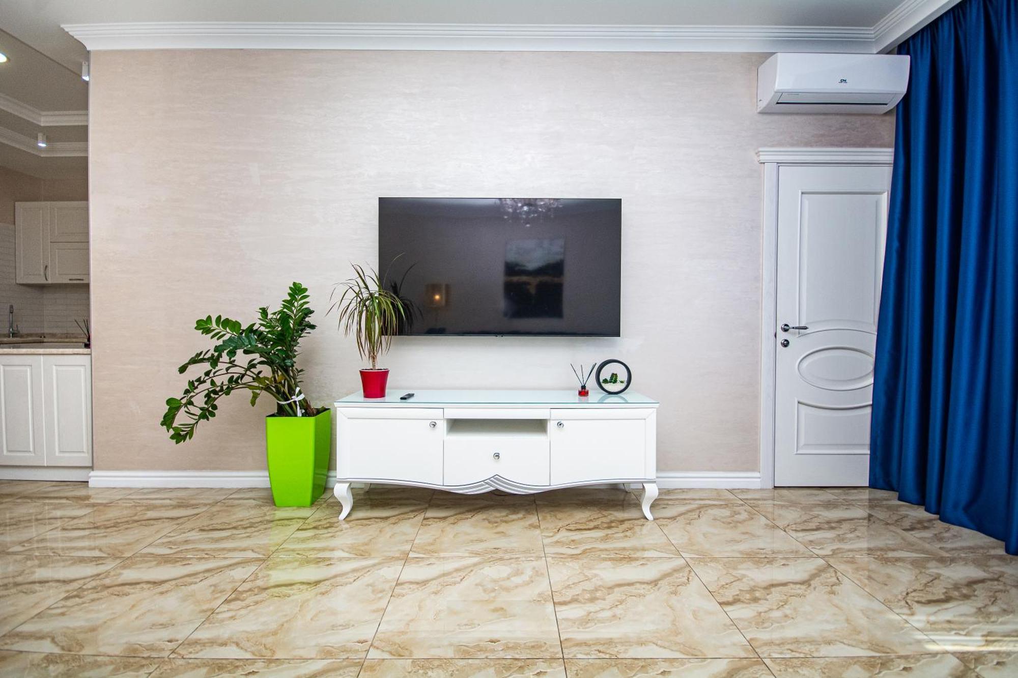 Luxury For Business & Pleasure Royal 3 Apartment Kyiv Exterior photo