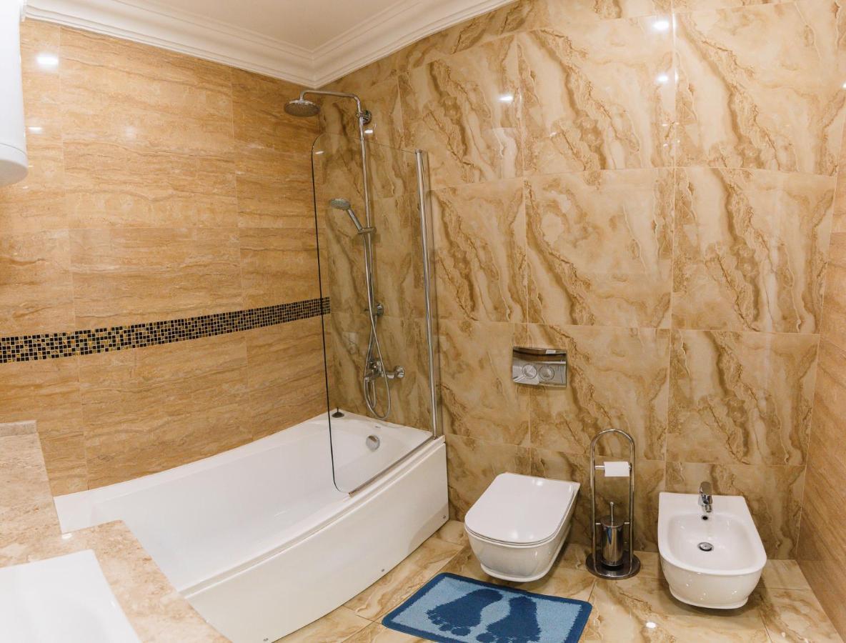 Luxury For Business & Pleasure Royal 3 Apartment Kyiv Exterior photo