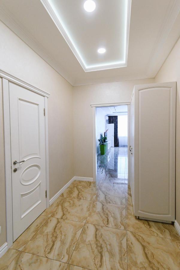 Luxury For Business & Pleasure Royal 3 Apartment Kyiv Exterior photo
